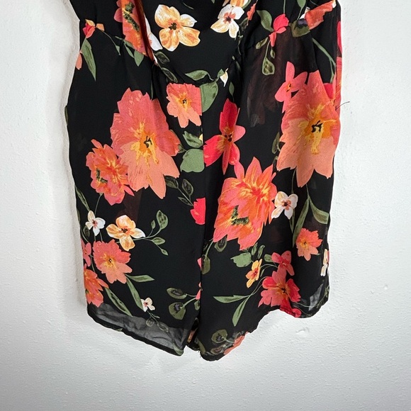 Floral Print Halter Romper - Large - Bright, Vibrant Summer Style - Picture 9 of 12